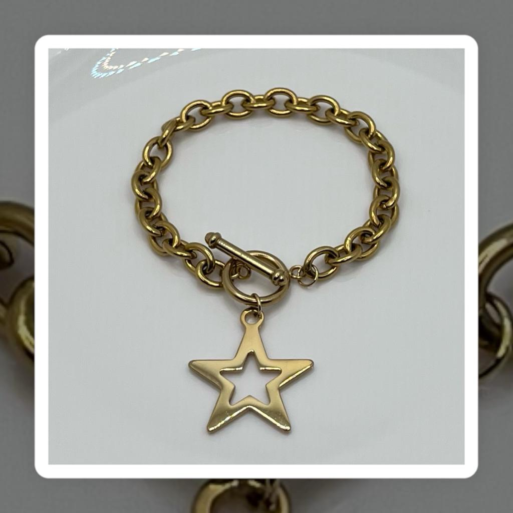 Pulsera estrella oro